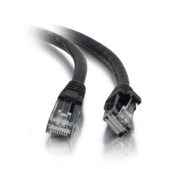 C2G Cable de conexión de red de 5 m Cat5e sin blindaje y con funda (UTP), color negro