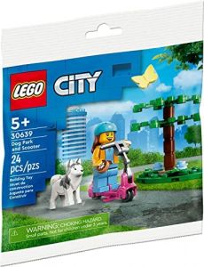 LEGO® City 30639 - Parque para perros y scooters