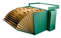 Mariola caja de transferencia cartón forrado en geltex c/ clasificador a-z/1-31 folio verde