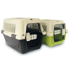 Transportin para perros cumple normativa IATA IBÁÑEZ DELUXE disponible en varias medidas, incluye un comedero / bebedero.