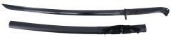 Katana Funcional S2027 de 102 cm hoja de acero al carbono 1065 con filo acabada en negro, vaina negra y encordado negro, mango de plástico texturizado, caja de madera forrada y soporte de presentación