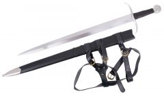 Espada funcional S6036 con un tamaño total de 97,5 cm con funda y 88 cm sin funda, hoja de acero al carbono 1065, mango de piel y funda terminada en polipiel con cinturón para poder usarla.