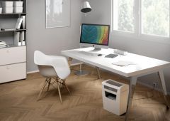 Leitz IQ Home Office P-4 triturador de papel Corte en partículas 22 cm Blanco